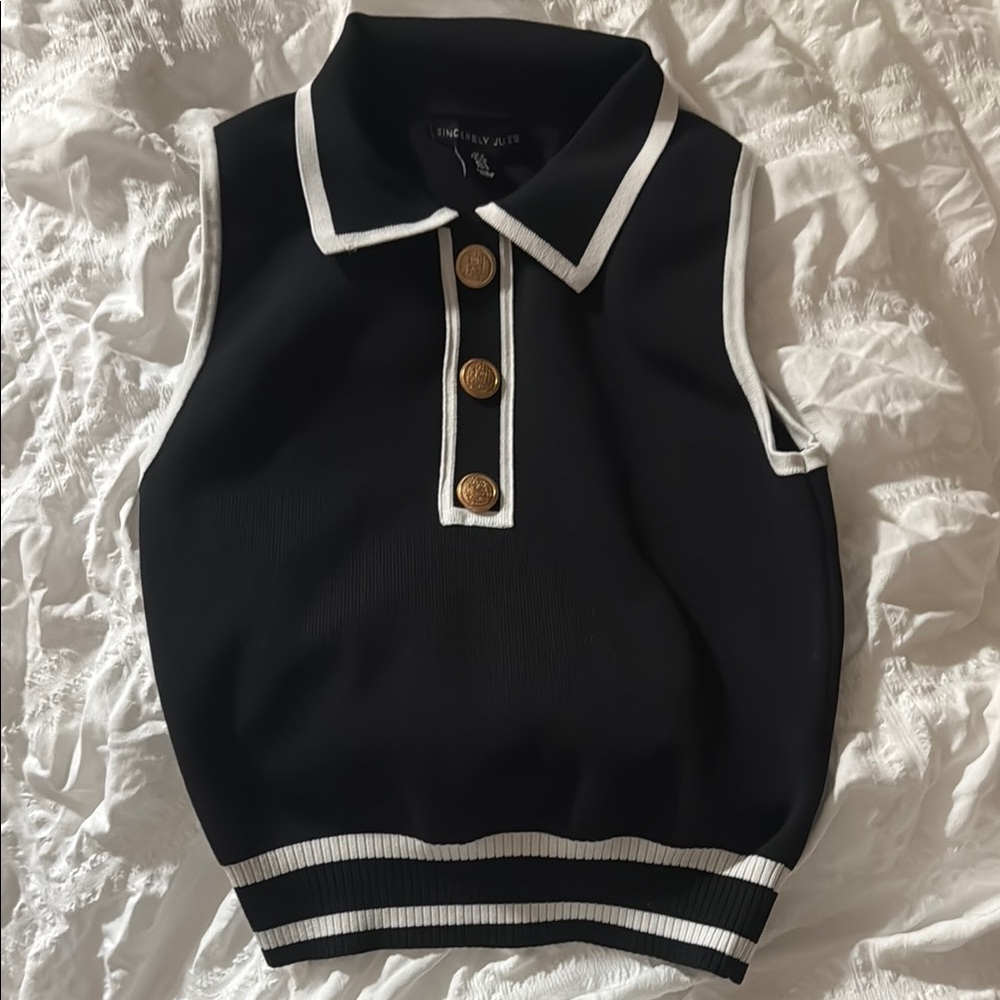Black Sleeveless Polo Top with Gold Buttons